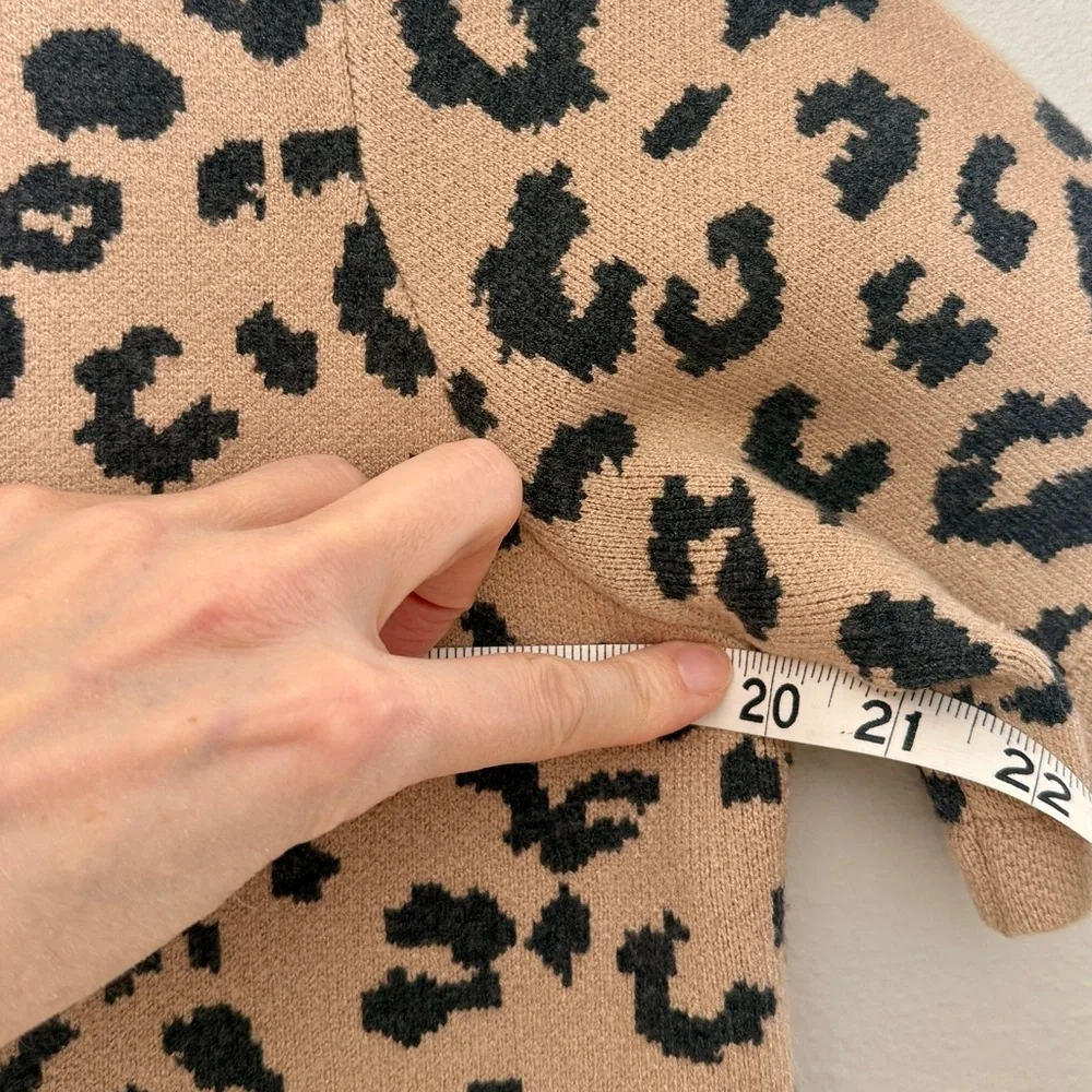 Abercrombie Leopard LuxeLoft Short-Sleeve Cardigan, M - Picture 5 of 6